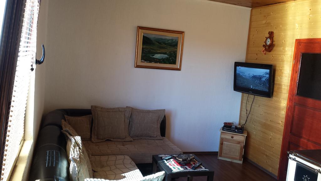 Hostel Highlander Жабляк Экстерьер фото