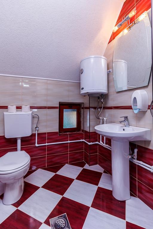 Hostel Highlander Жабляк Экстерьер фото