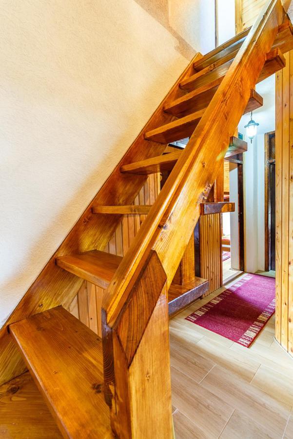 Hostel Highlander Жабляк Экстерьер фото